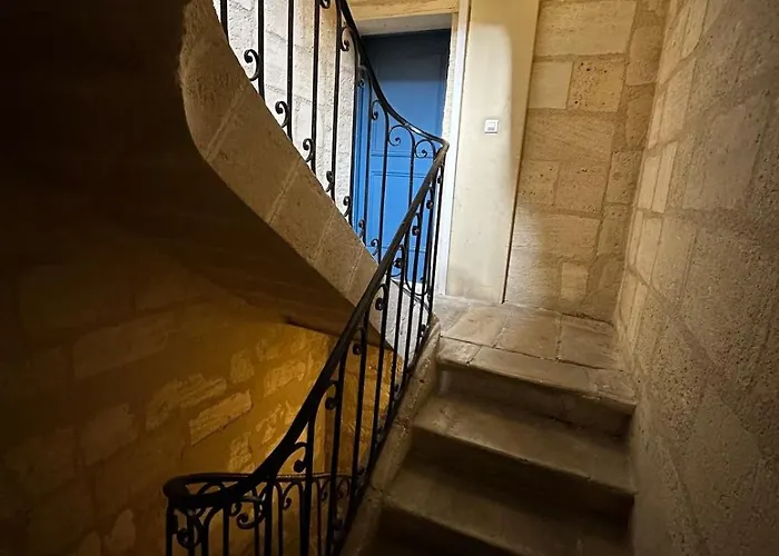 Chic Et Parking Hyper Centre Bordeaux